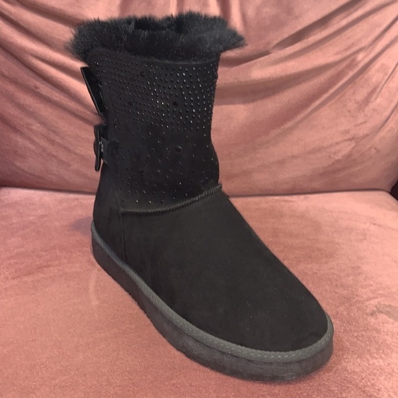 RHINESTONE 2 BOW BLACK FUR BOOTS - Picture 4 of 11